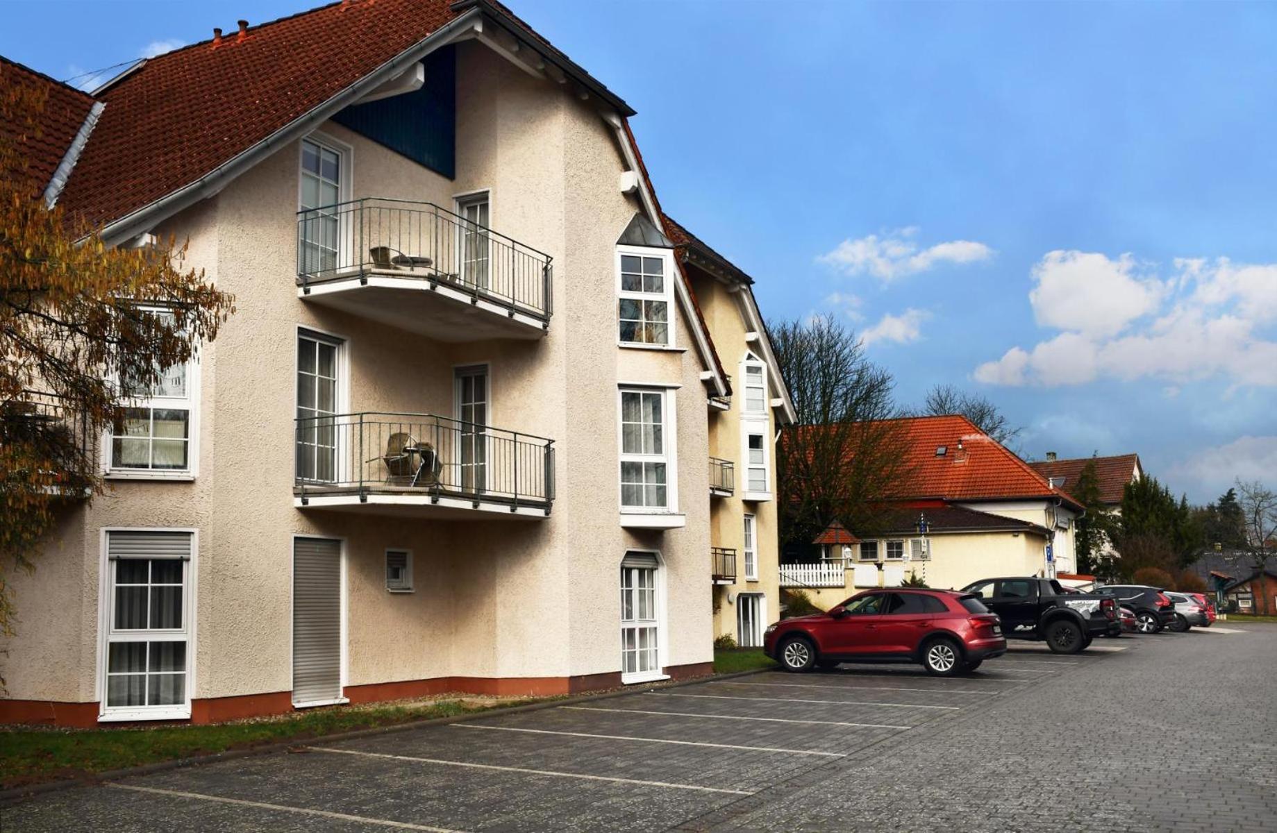 Gießen Hotel Schoene Aussicht מראה חיצוני תמונה