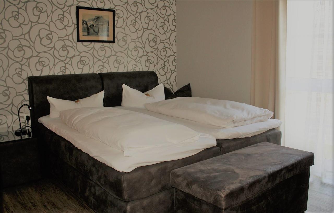 Gießen Hotel Schoene Aussicht מראה חיצוני תמונה
