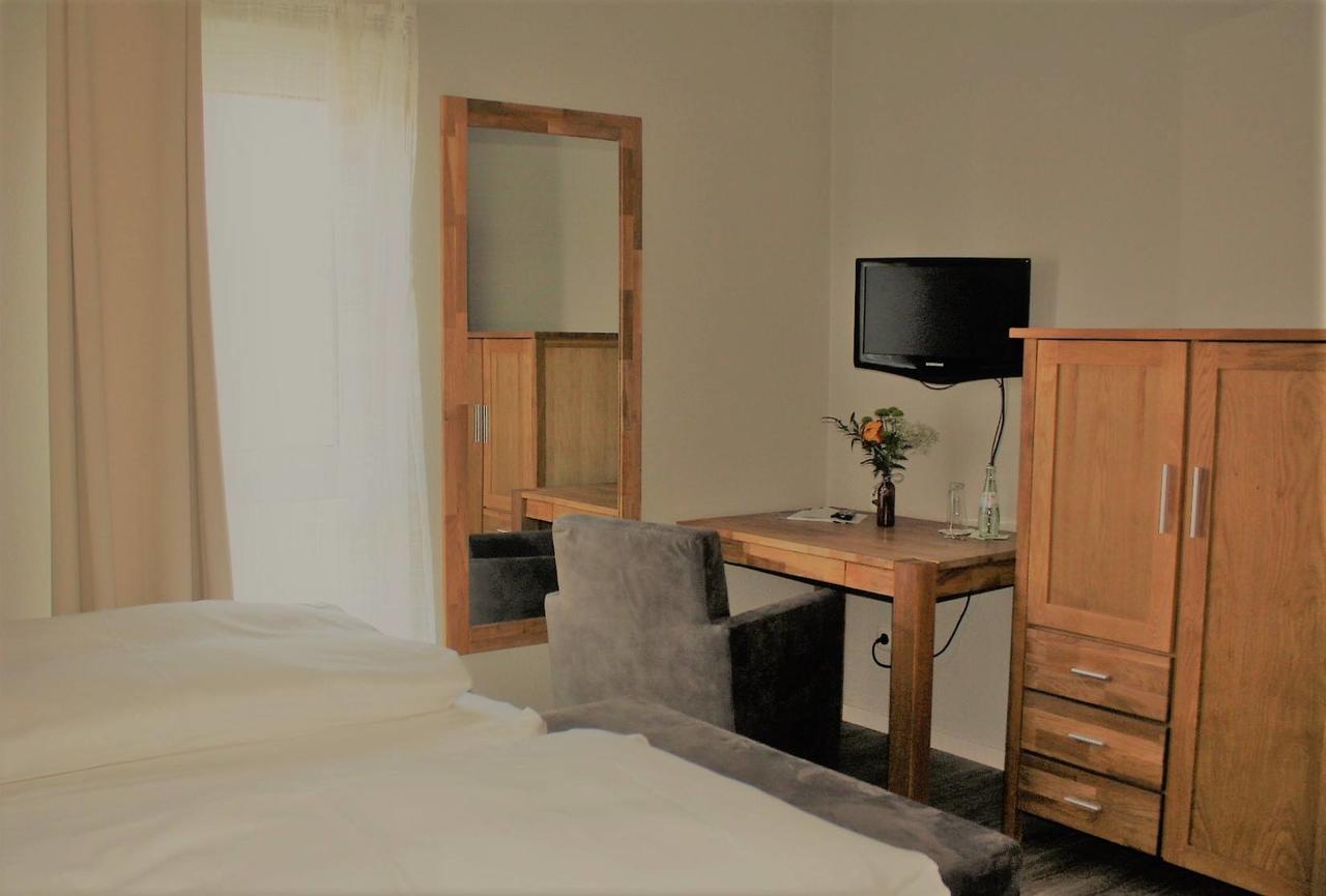 Gießen Hotel Schoene Aussicht מראה חיצוני תמונה